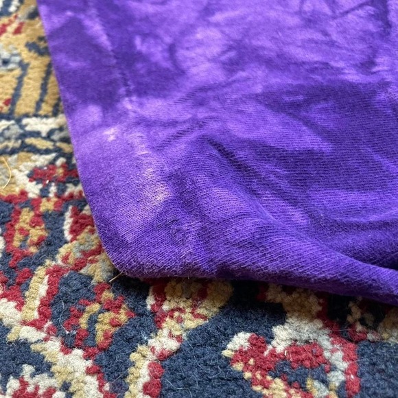 VTG 90s Ragtops‎ feather necklace royal purple tie dye tee shirt L USA pattern - Picture 4 of 5